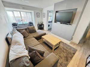 Photo 7- click for photo gallery